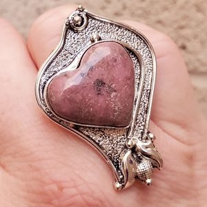 New Heart Shaped Pink Thulite 925 Silver Ring.